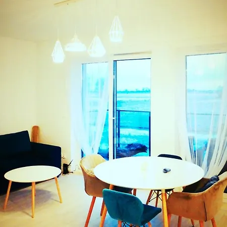 Pod Trzynastka 아파트